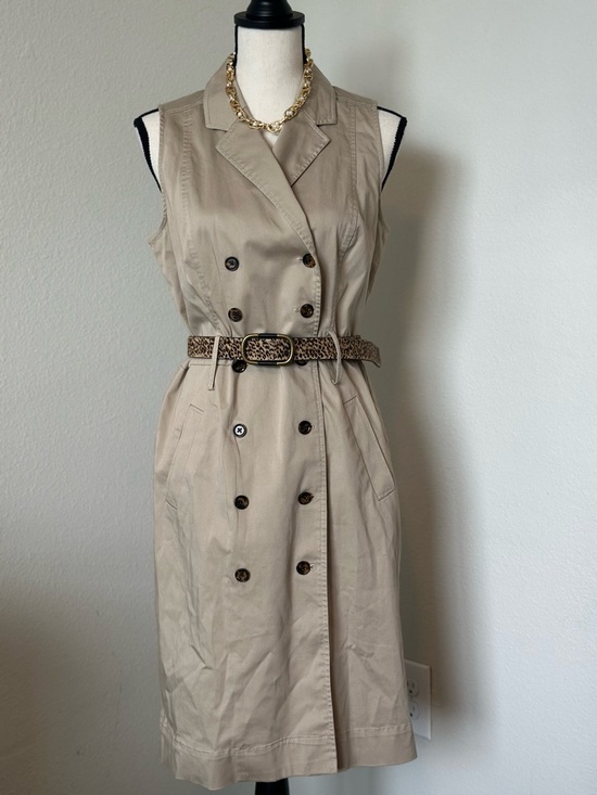 Banana Republic Dresses & Skirts - Banana Republic Sleeveless Trench Dress (belt & necklace NOT INCLUDED)
